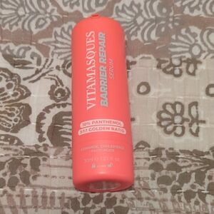 Vitamasq-Barrier Repair Serum.